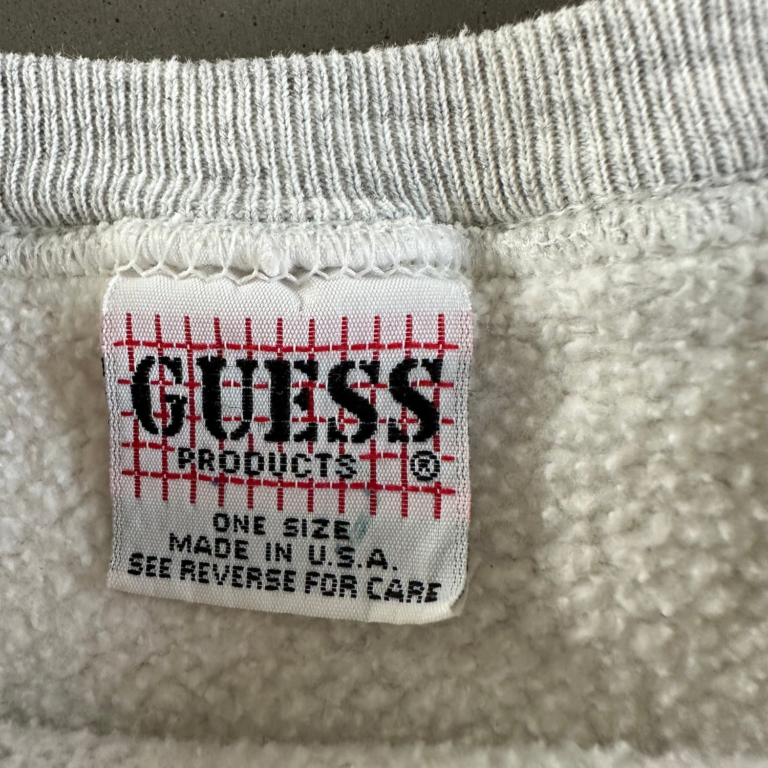 Vintage 1990s Guess Sweatshirt size XL