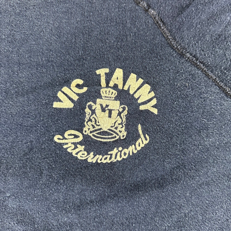 Vintage 1980s Vic Tanny International T-shirt size Large