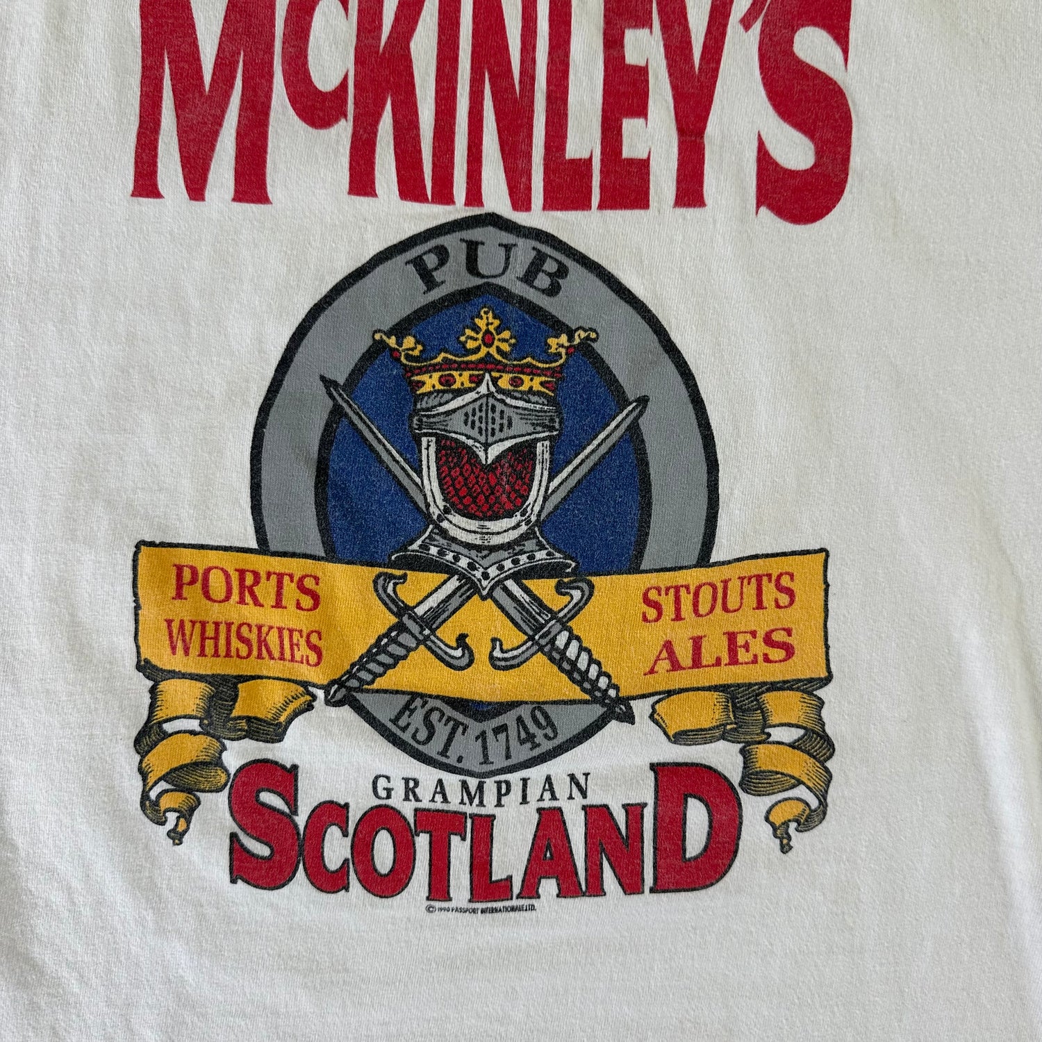 Vintage 1990s PUB T-shirt size Large