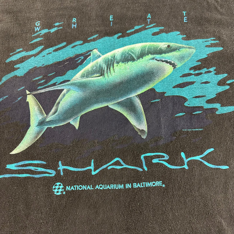 Vintage 1990s Shark T-shirt size XL