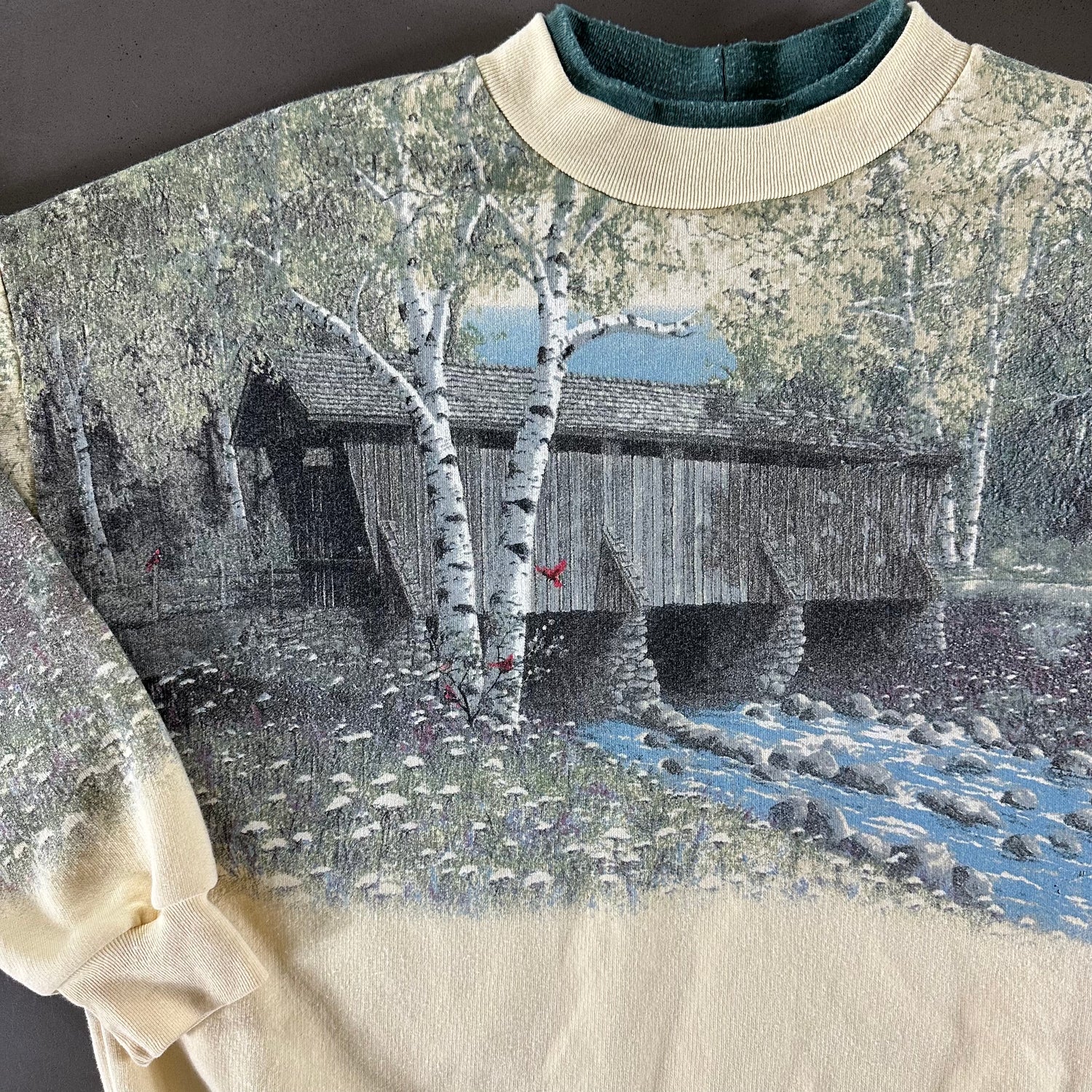 Vintage 1990s All Over Country Sweatshirt size XL