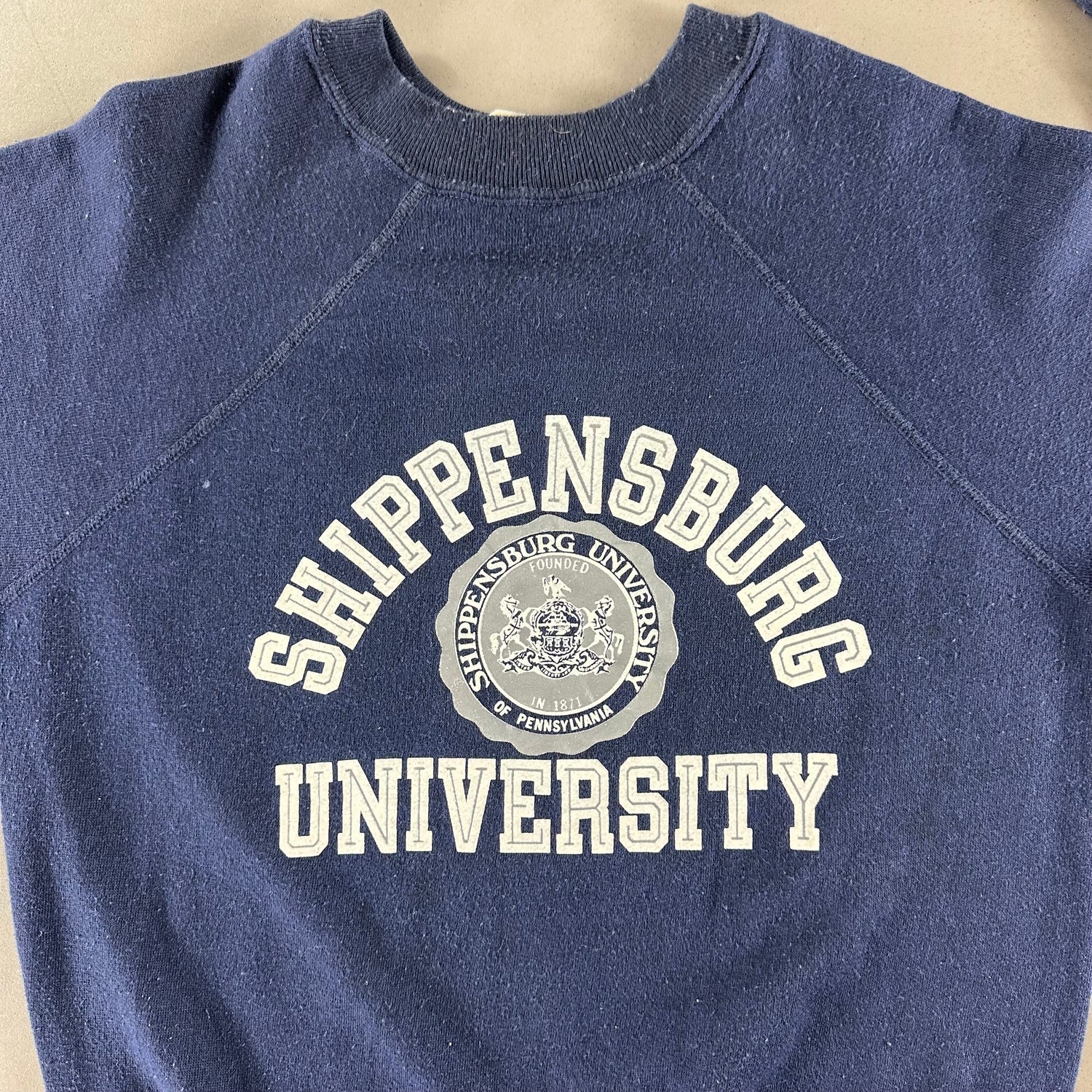 Vintage 1980s Shippensburg University Sweatshirt size Large