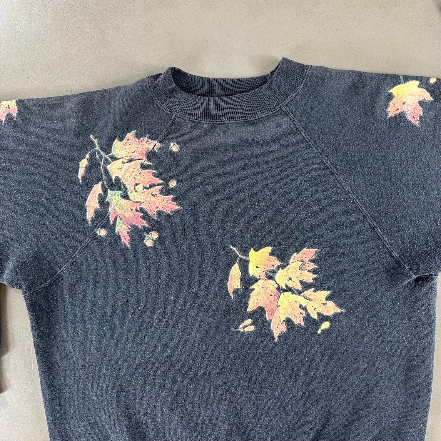 Vintage 1990s Fall Sweatshirt size Medium