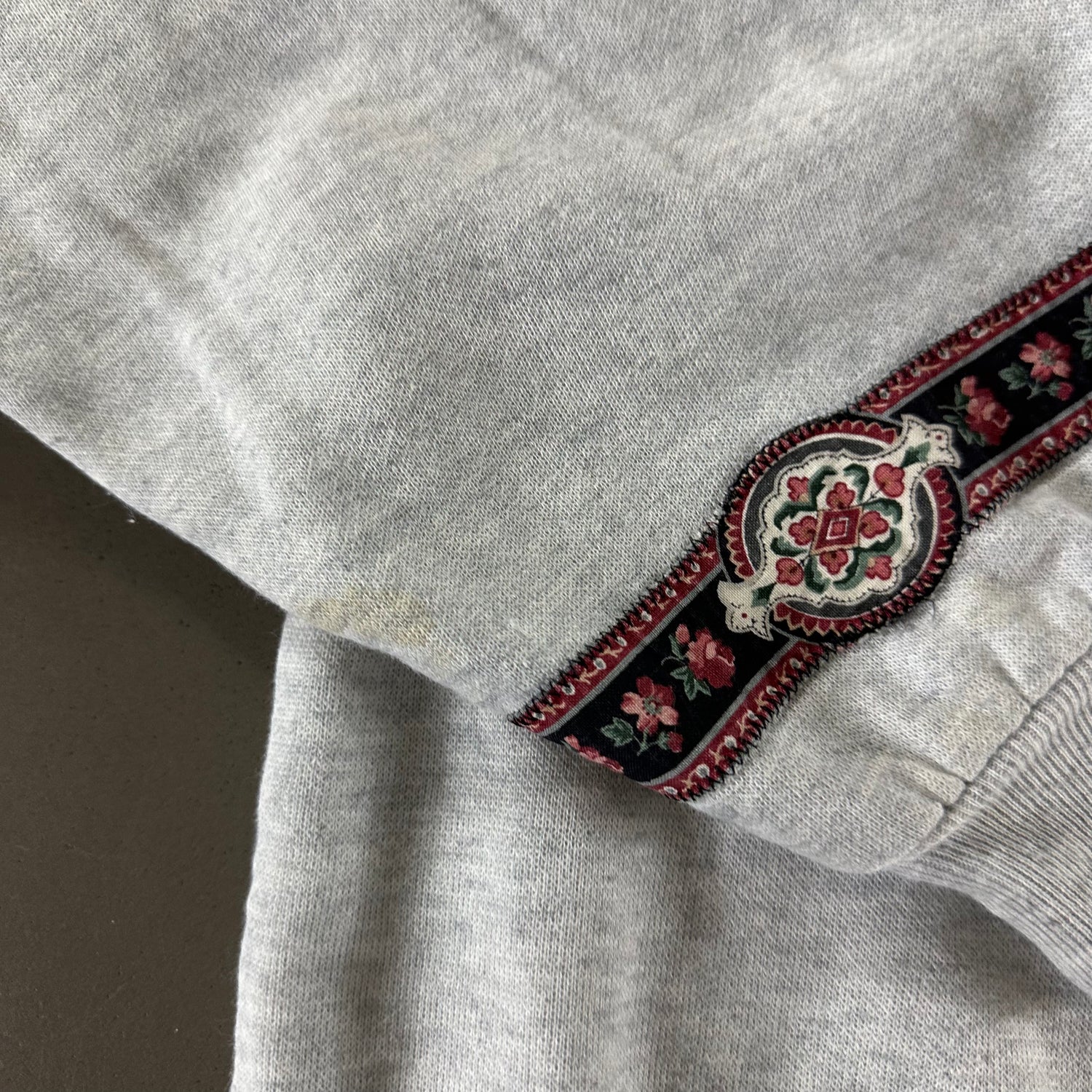 Vintage 1990s Rose Sweatshirt size 3XL