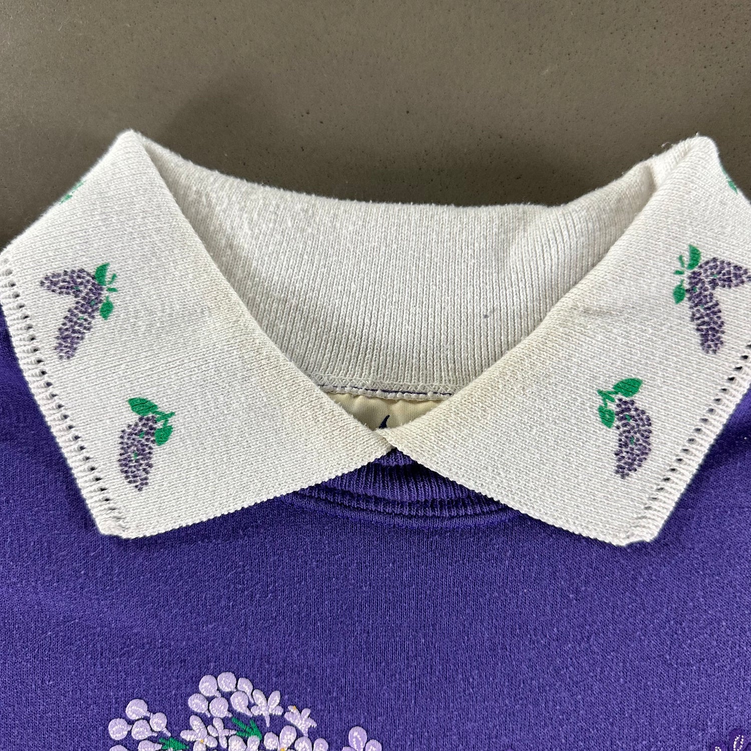 Vintage 1990s Flower Sweatshirt size Small