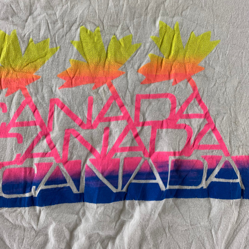 Vintage 1980s Canada T-shirt size Large